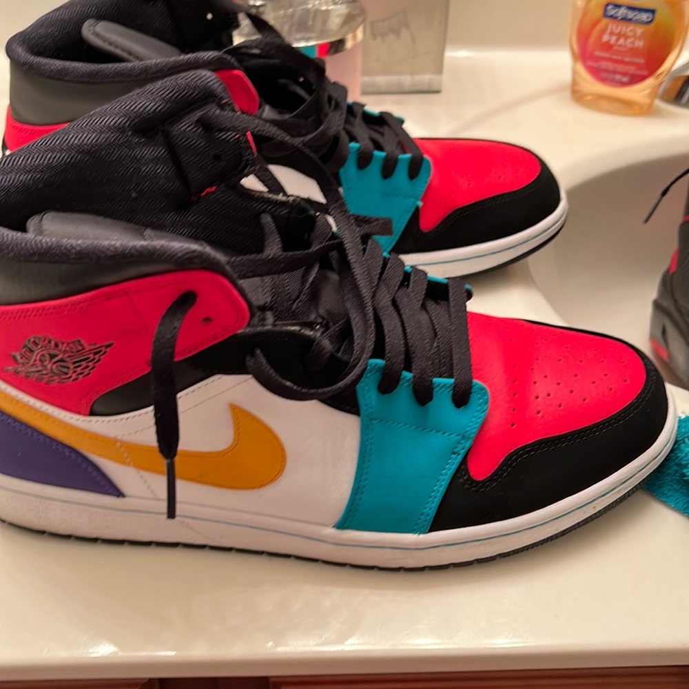 COPY - Jordan 1 size 12